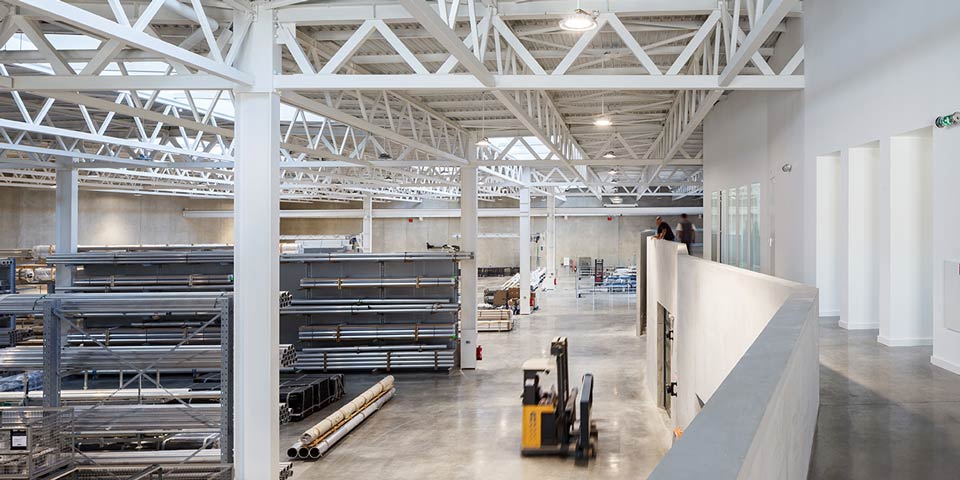 usine basée dans le nouveau bâtiment Technilum