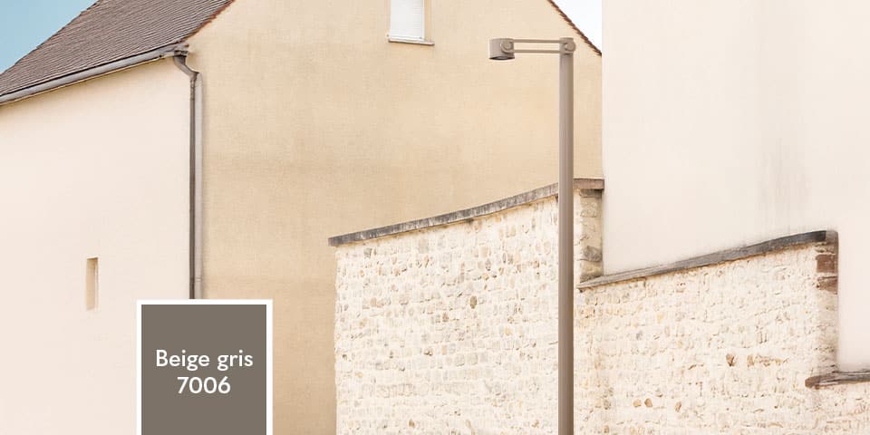 couleur gris beige pour mât éclairage public en aluminium