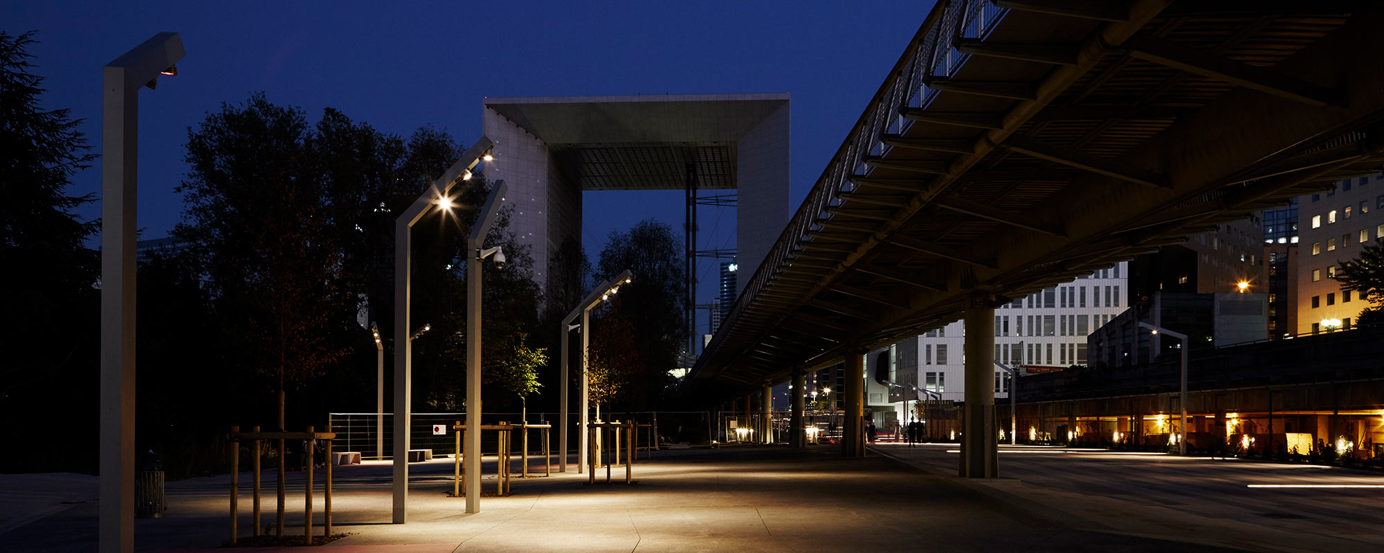 D_Paris_LaDefense_Jardins3