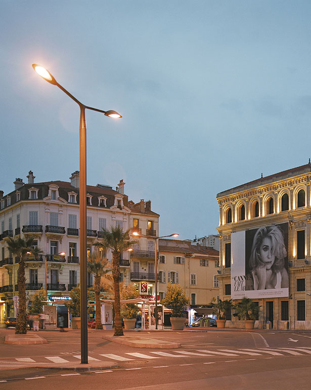 Cornut Gentille square, Cannes